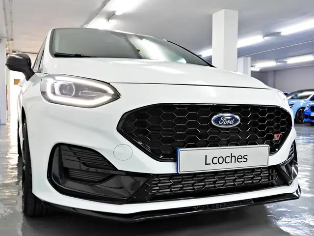 Ford Fiesta view 7