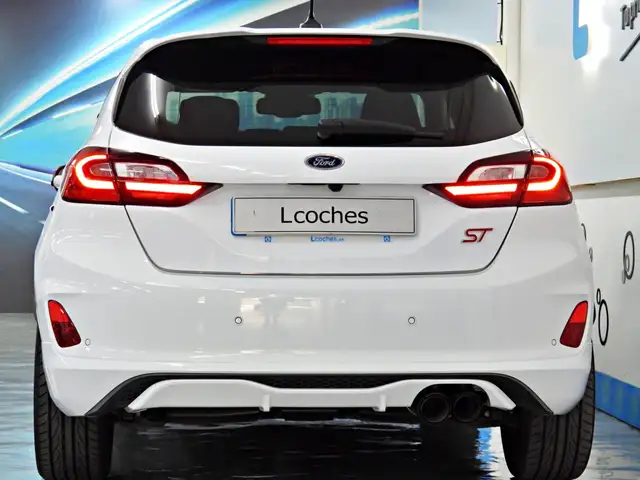 Ford Fiesta view 9