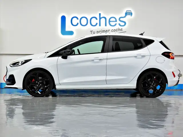 Ford Fiesta view 2