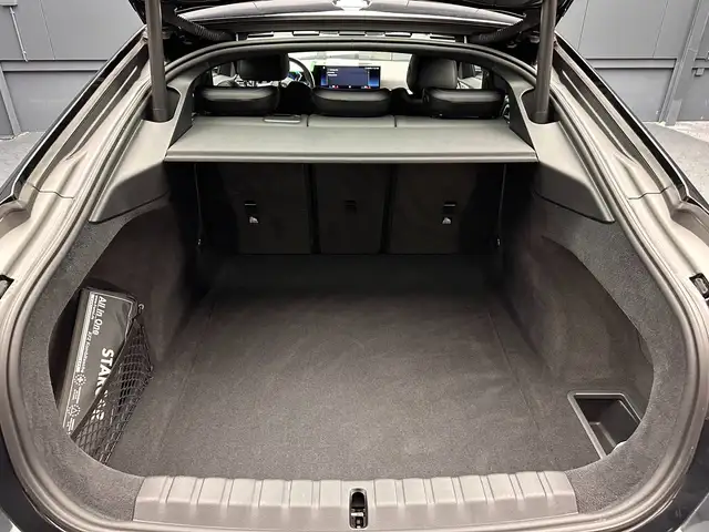BMW 4 Series view 29