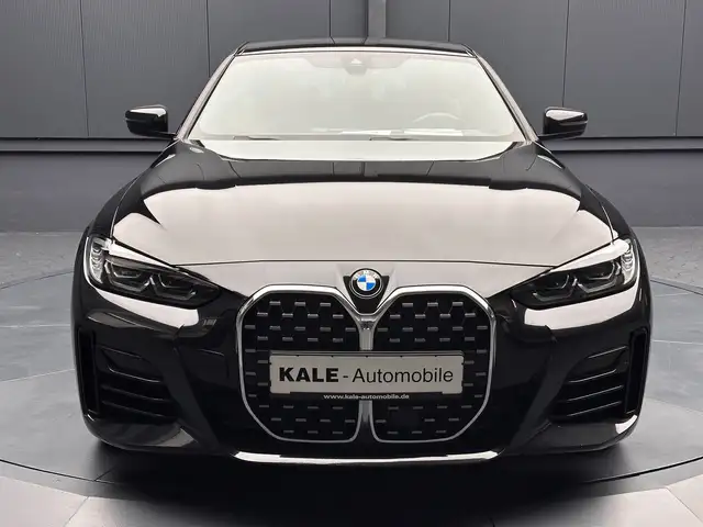 BMW M view 8