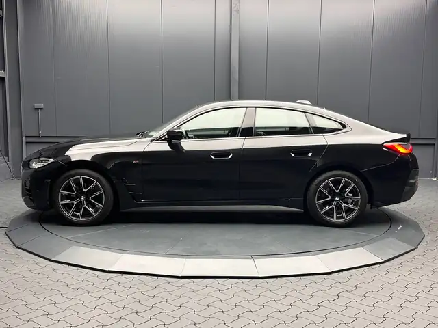 BMW M view 2