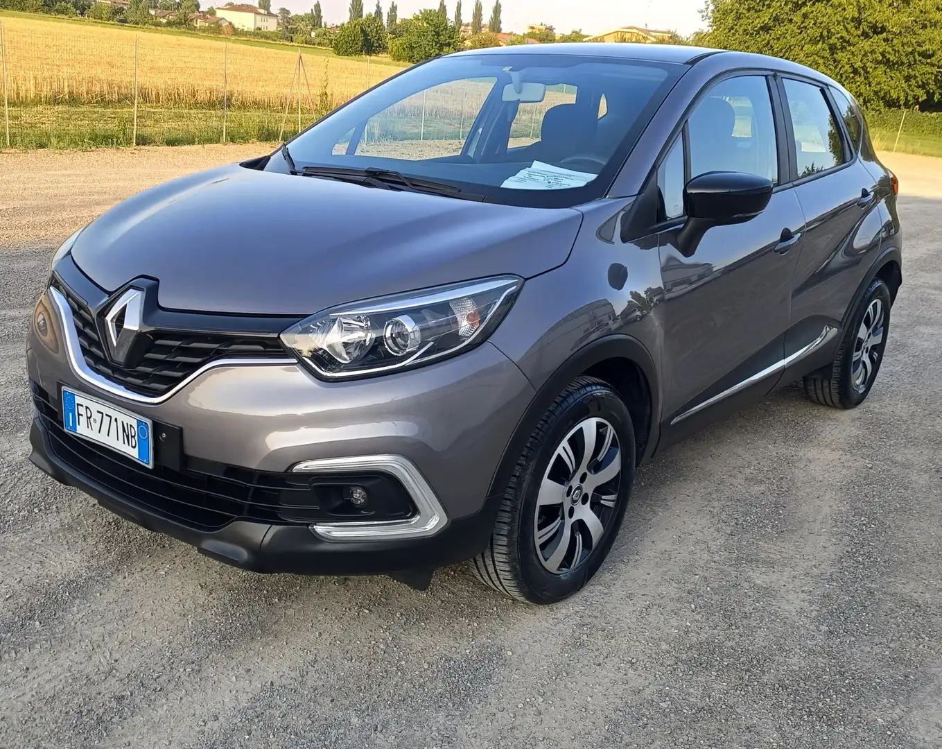 Renault Captur Captur 1.5 dci Bose 90cv Grigio - 2