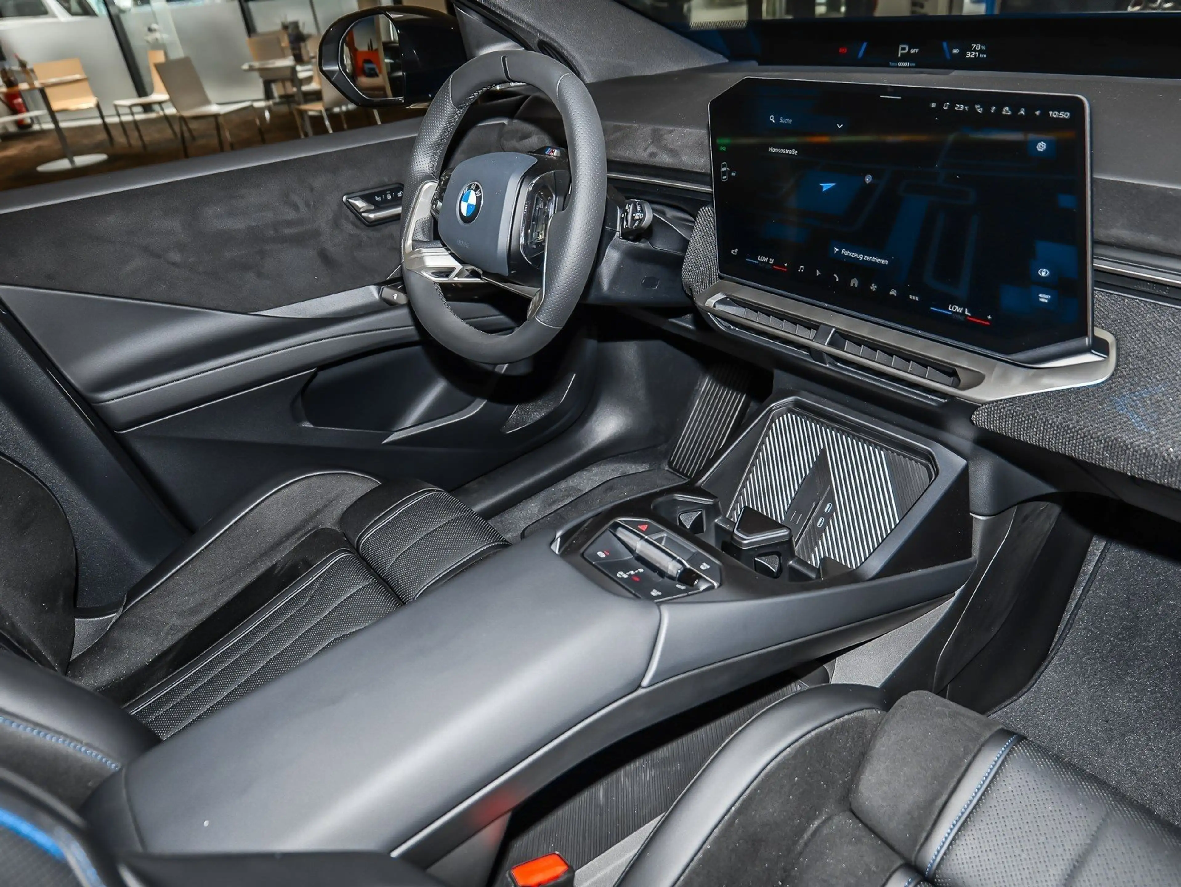 BMW iX3 40 M Sport HUD PANO AHK Standh. Sound Syst. — photo 3