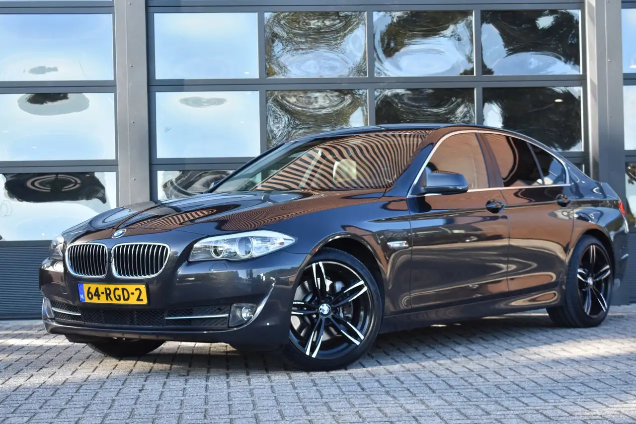 BMW 528