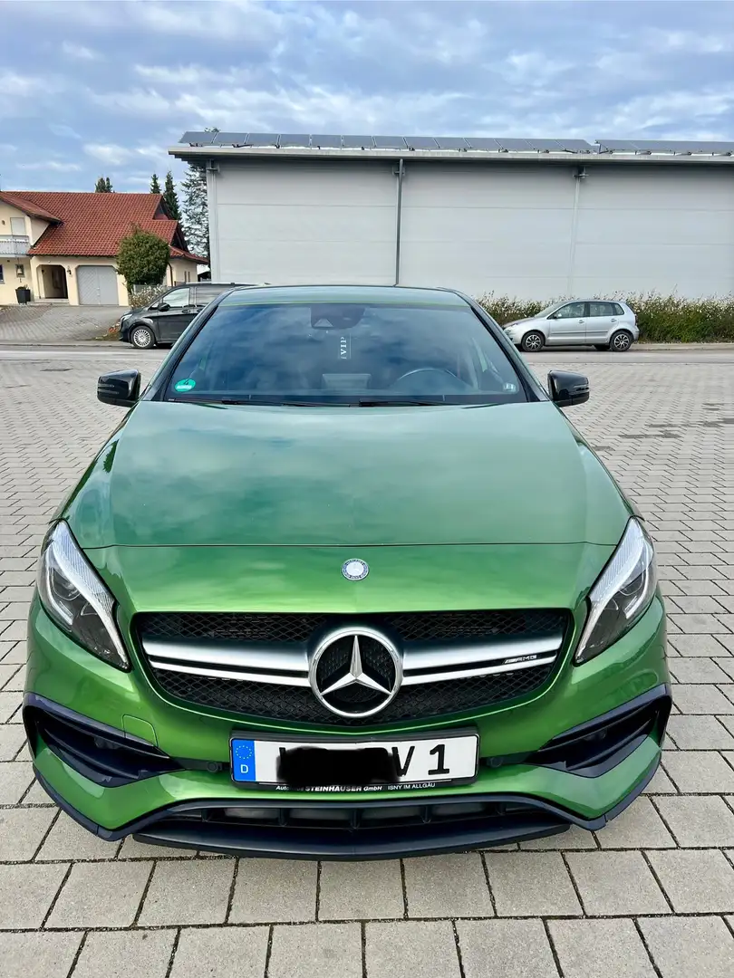 Mercedes-Benz A 45 AMG A 45 AMG 4Matic zelena - 1