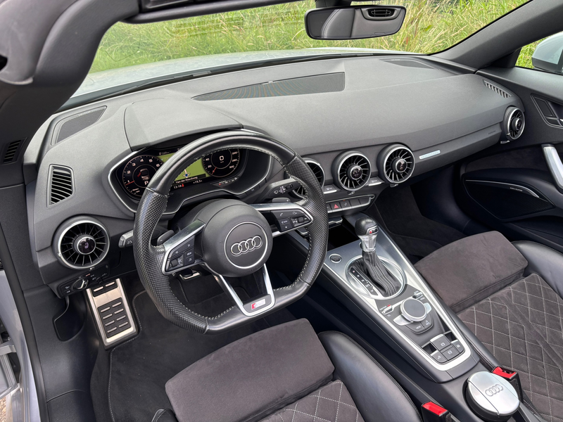 Audi TT Roadster 2.0 TFSI quattro Aut Pro Line S/Navi/Lede — photo 9
