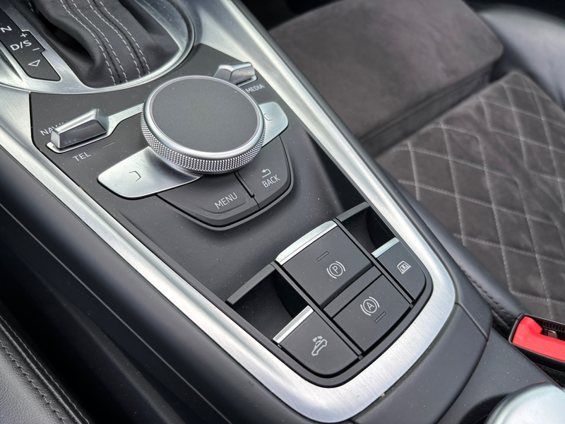 Audi TT Roadster 2.0 TFSI quattro Aut Pro Line S/Navi/Lede — photo 13