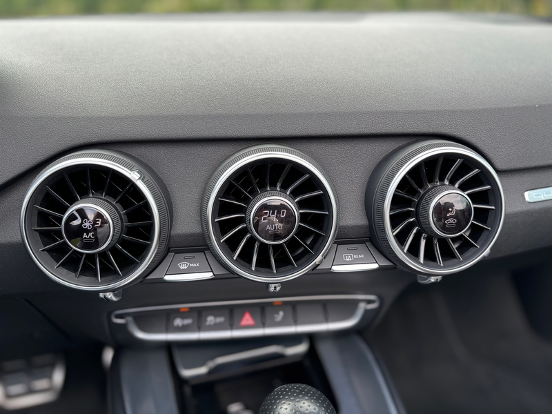 Audi TT Roadster 2.0 TFSI quattro Aut Pro Line S/Navi/Lede — photo 15