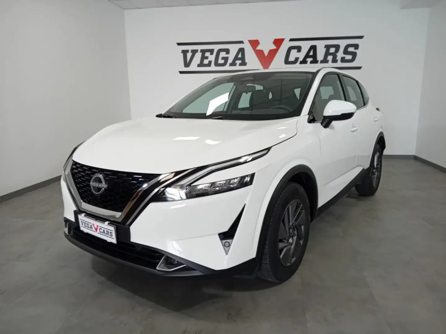 Nissan Qashqai MHEV 140 CV Acenta CAMBIO AUT. PROMO SUMMER Bianco - 1