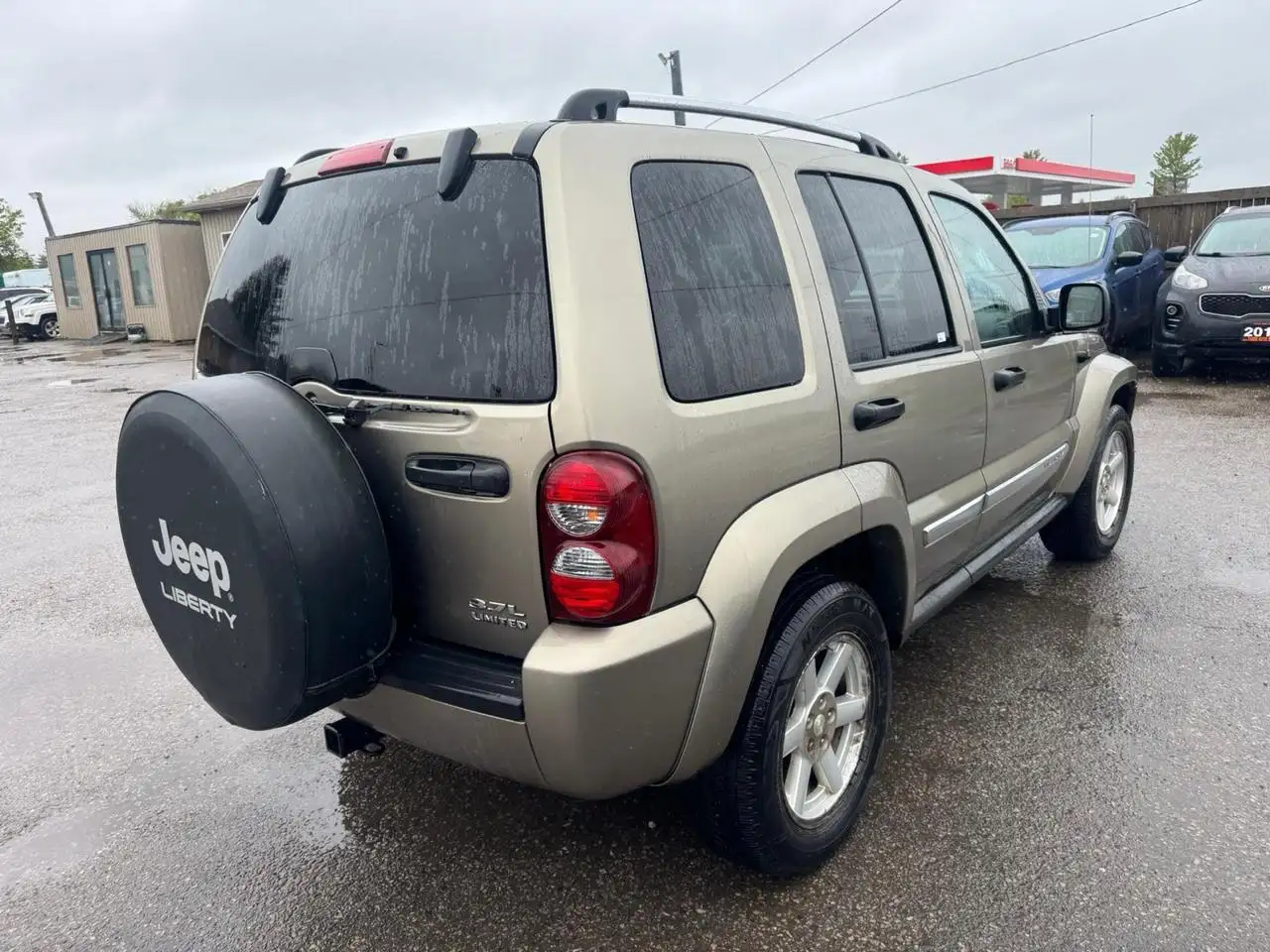 Jeep Liberty снимка Jeep Liberty
