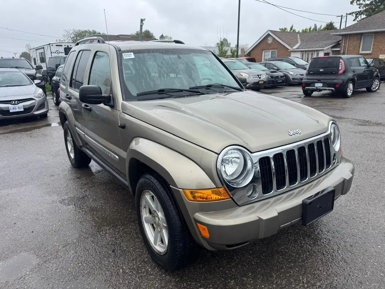 Jeep Liberty снимка Jeep Liberty