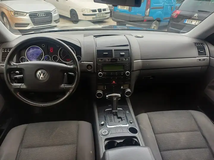 Volkswagen Touareg 2.5 TDI R5 (2003) 2005, foto 6