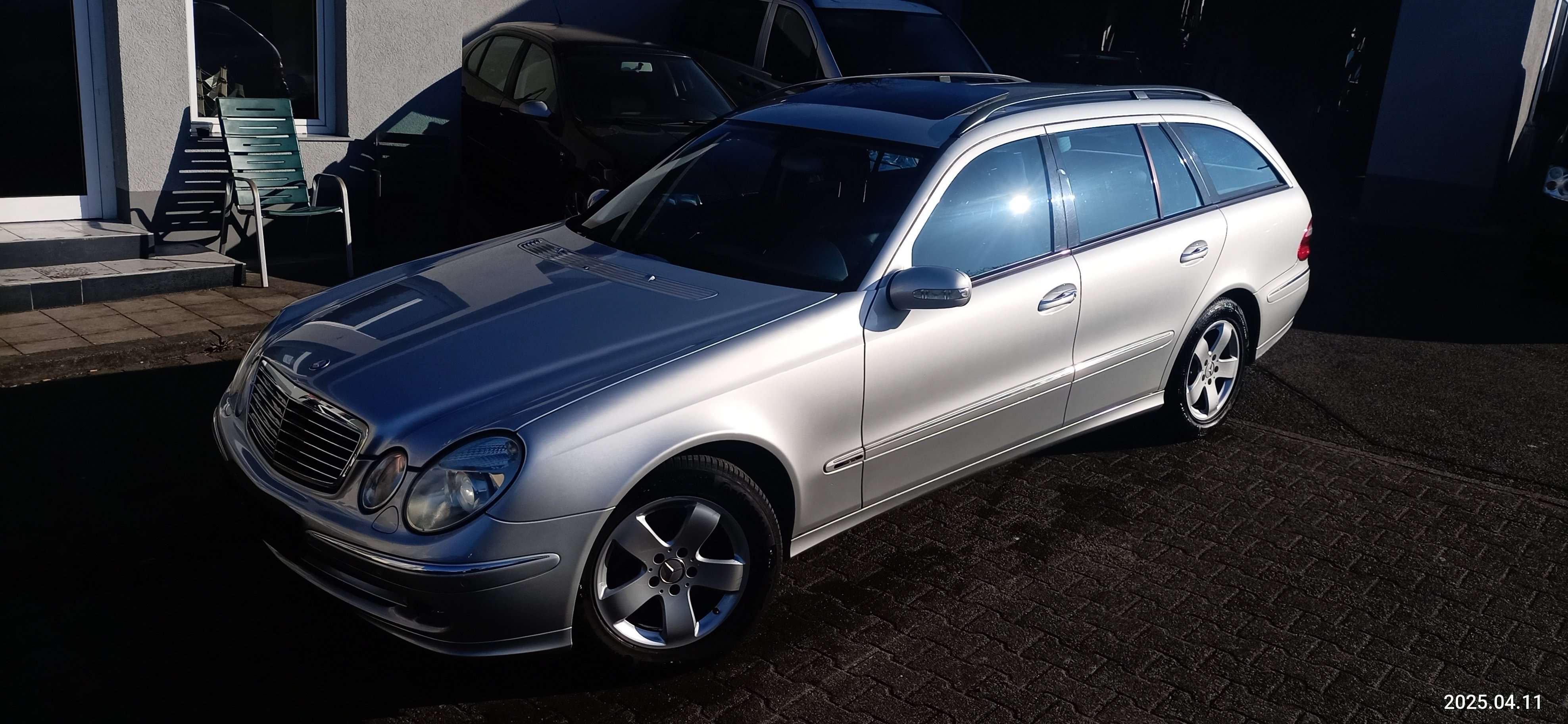 Second hand Mercedes Benz E-Class 320
