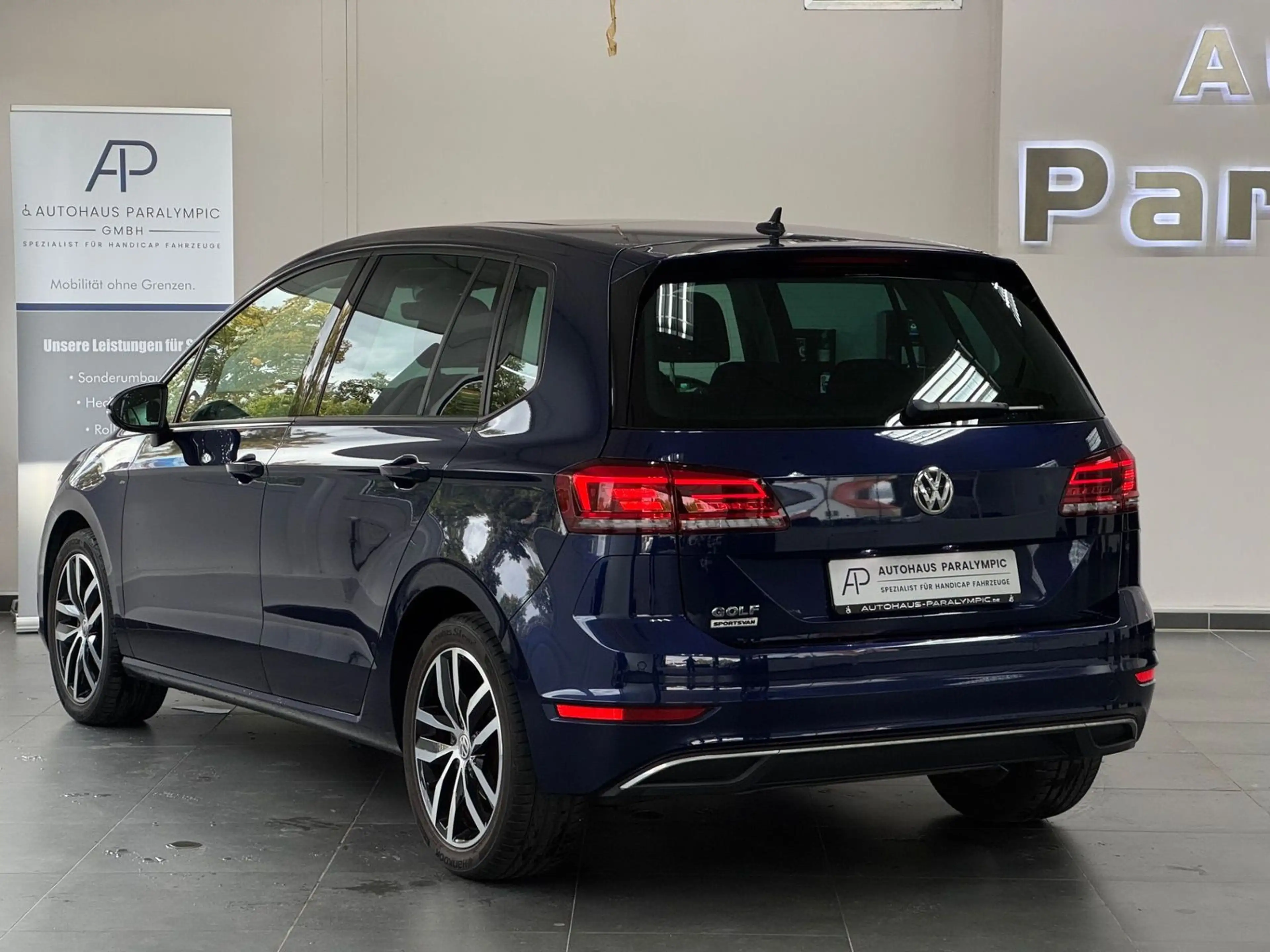 Volkswagen Golf Sportsvan Golf VII SV 1.5 TSI Join PANO NAV — photo 4