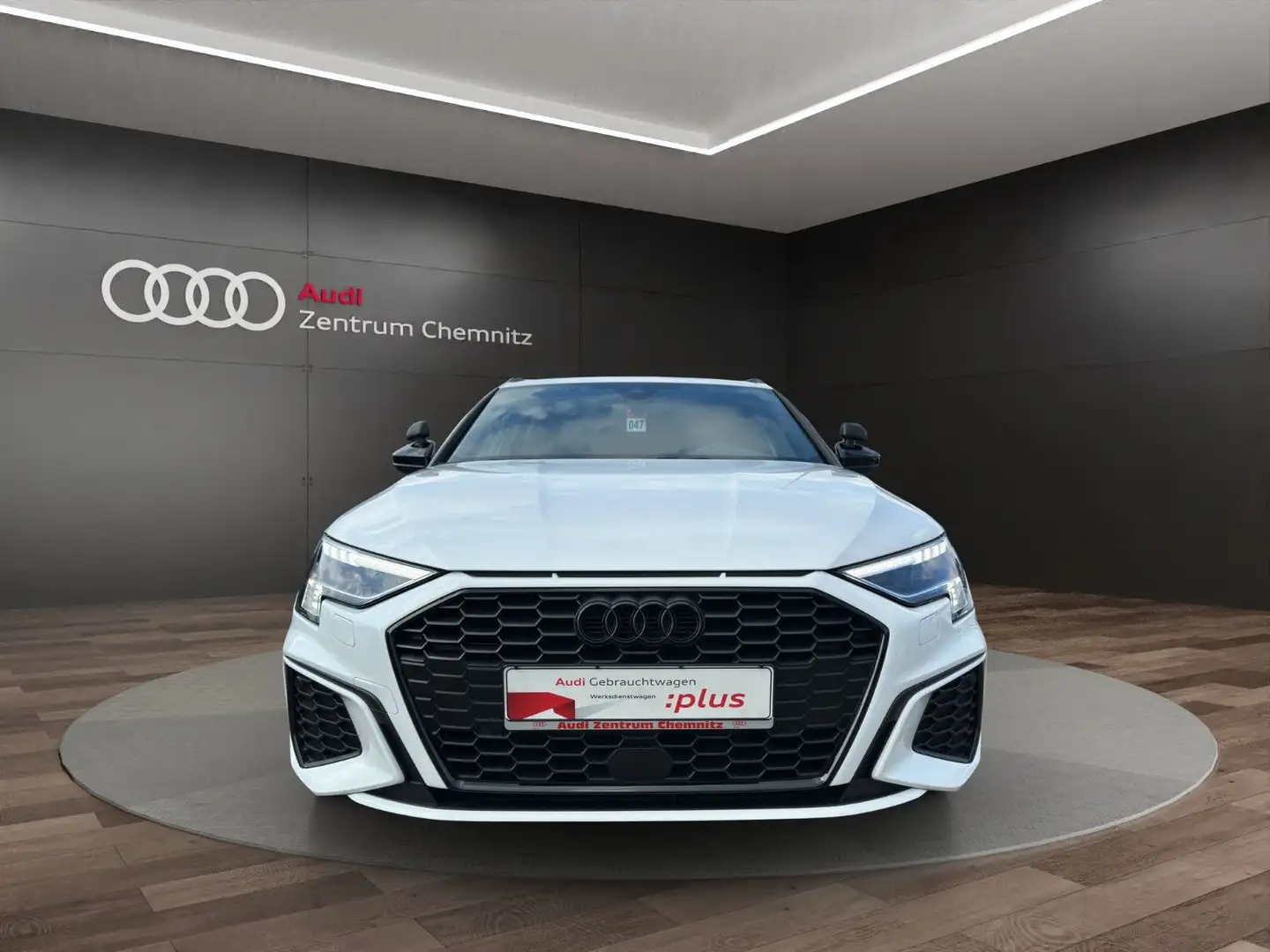 Audi A3 Sportback 35 TDI S LINE+FAHRSCHULAUSSTATTUNG Wit - 2