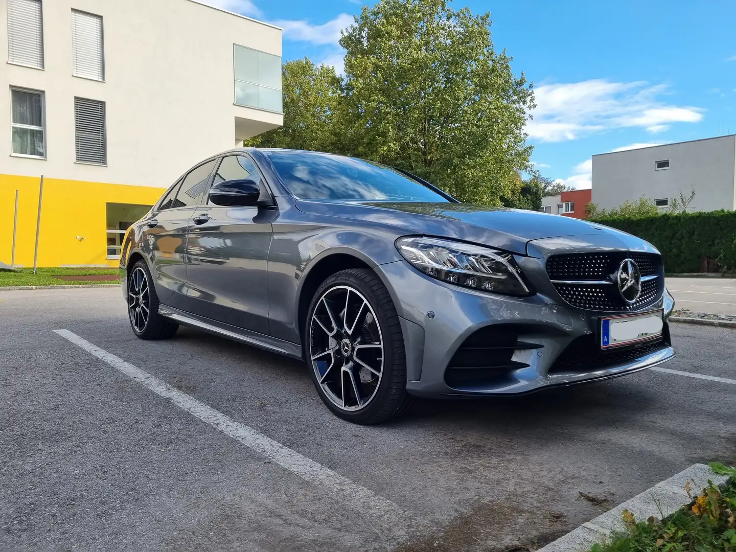 Mercedes-Benz C 200 C 200 4MATIC Aut. Grau - 2