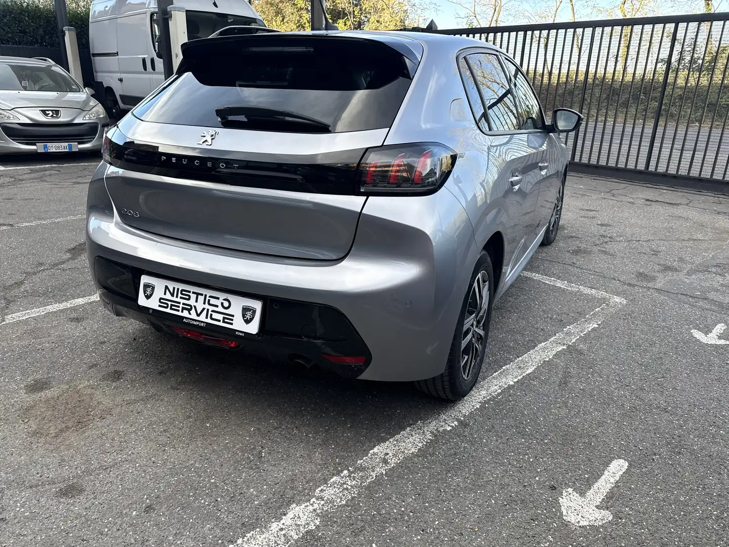 Peugeot 208 208 II 2019 1.2 puretech Allure s Zilver - 2