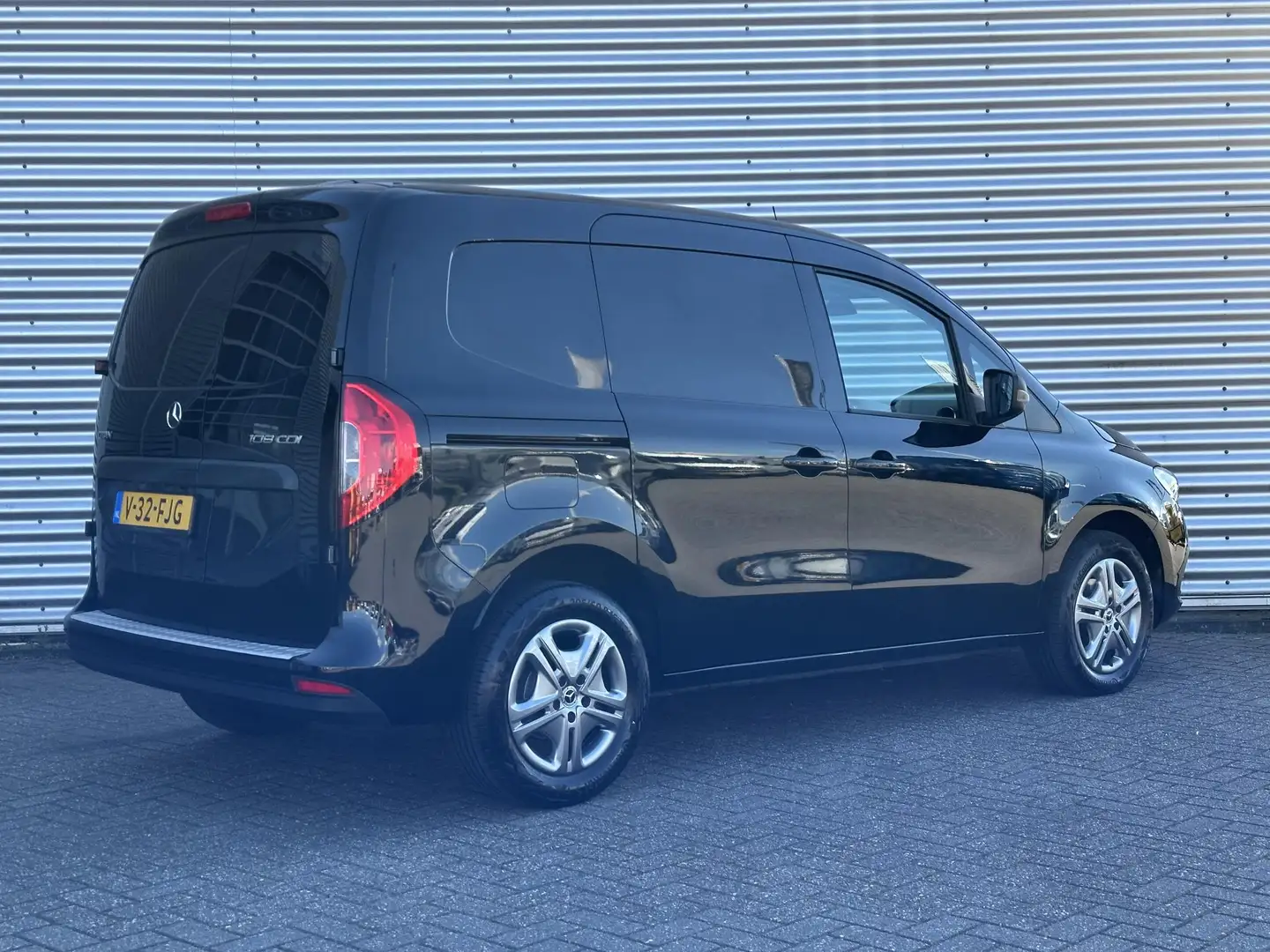 Mercedes-Benz Citan 108 CDI Pro-Edition Airco Navigatie Camera L1 etc Noir - 2