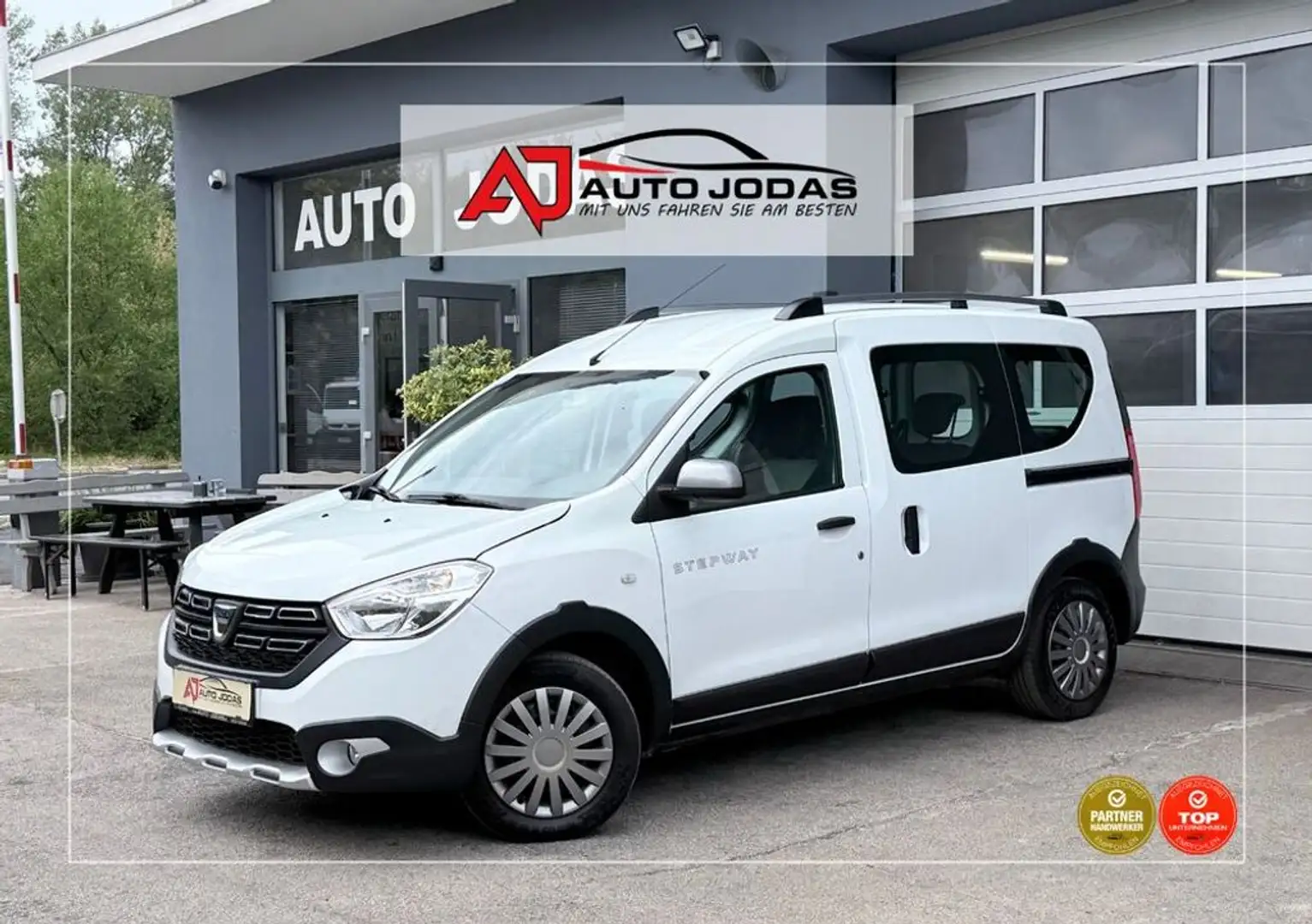 Dacia Dokker Stepway TCe 115 **Navigation/Parkhilfe** Weiß - 1