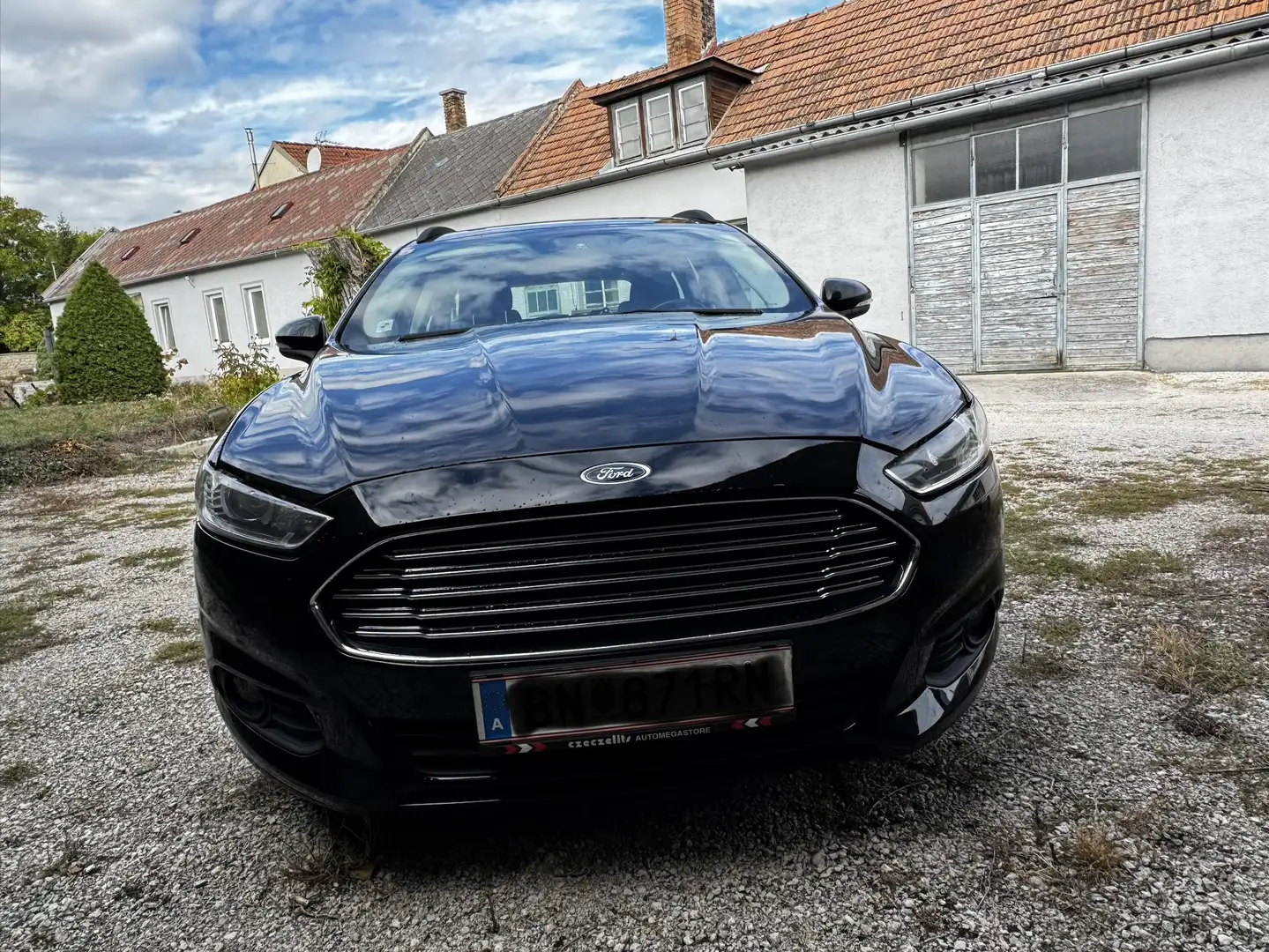 Ford Mondeo Turnier Trend 1.5 TDCi ECOnetic Start/Stop Schwarz - 1