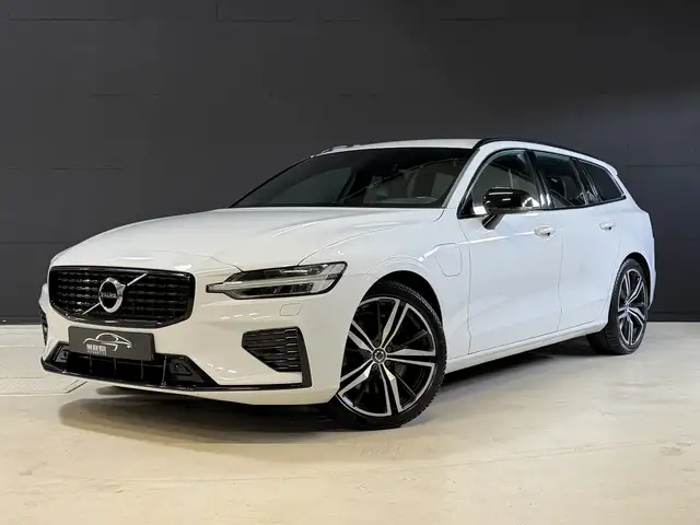 2021 Volvo V60 in White for sale