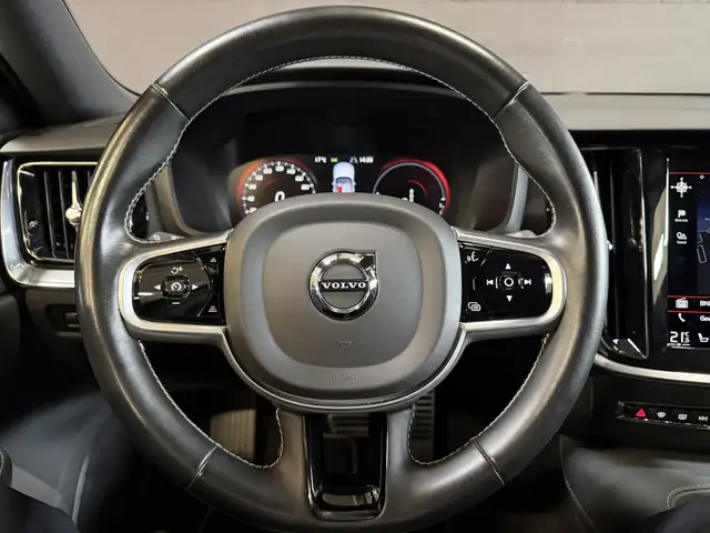 Volvo V60 view 12