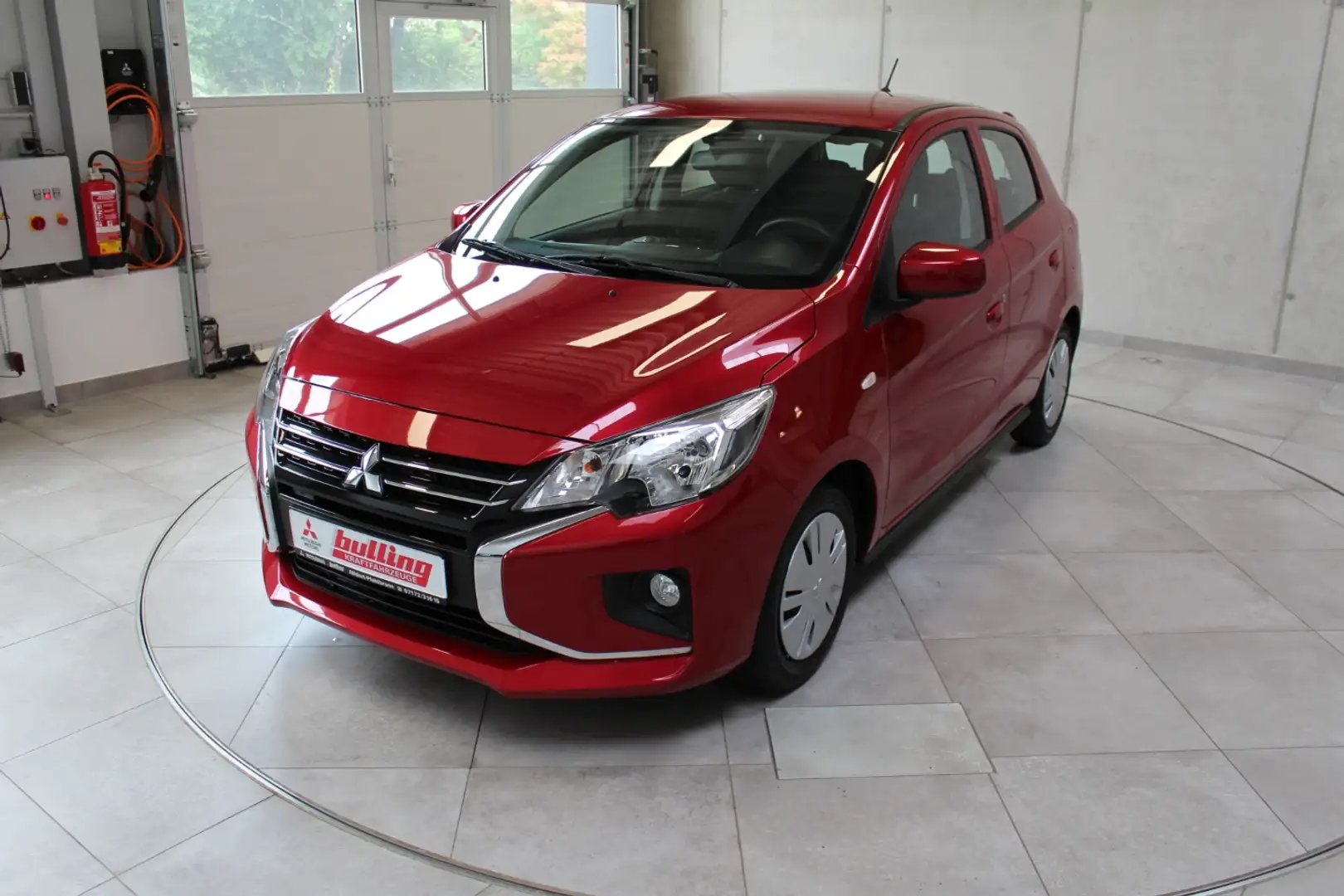 Mitsubishi Space Star Select 1.2 5-Gang Rot - 1
