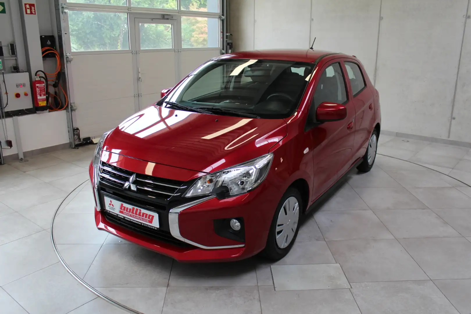 Mitsubishi Space Star Select 1.2 5-Gang Rot - 2