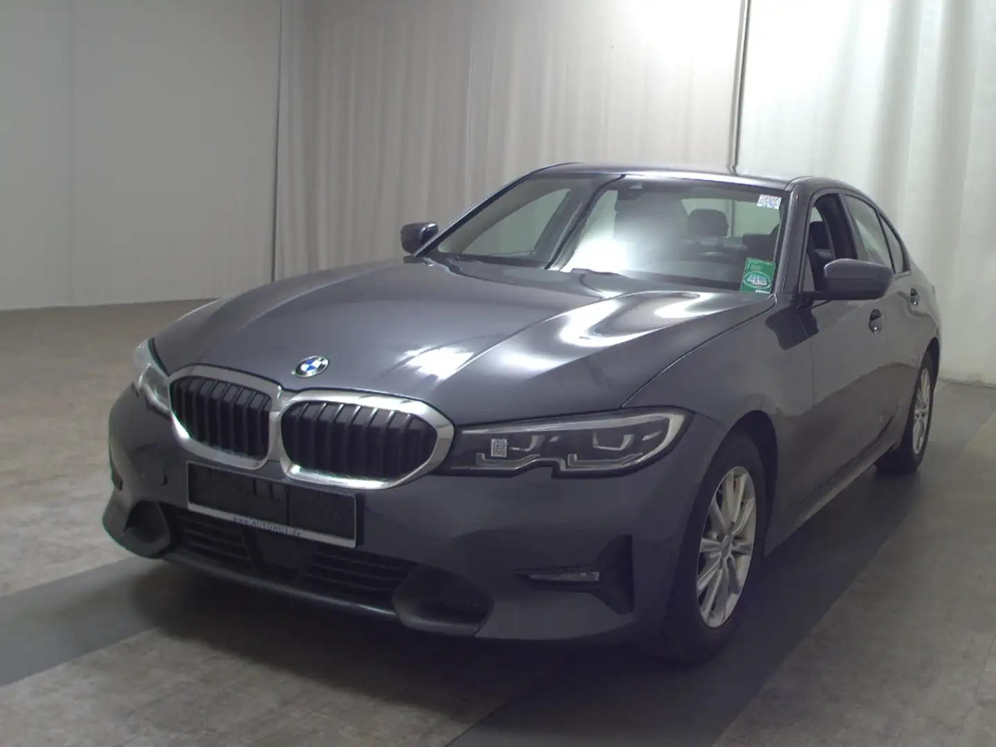 BMW 320 dA Sport-Line T-Leder Navi LC Prof. HiFi LED+ Grau - 2