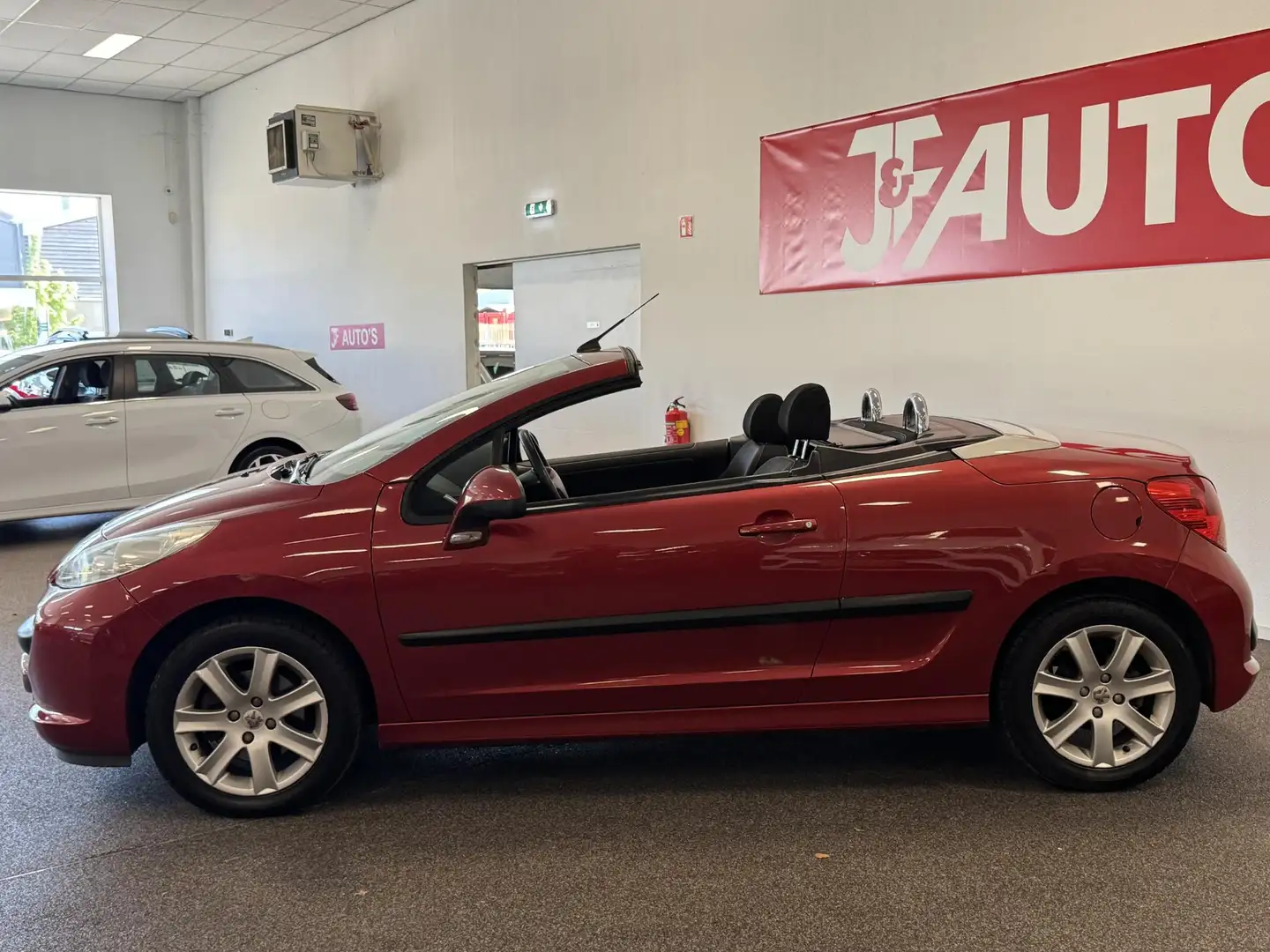 Peugeot 207 CC 1.6 VTi ELEC PAKKET, RADIO/CD, CRUISE Rosso - 2
