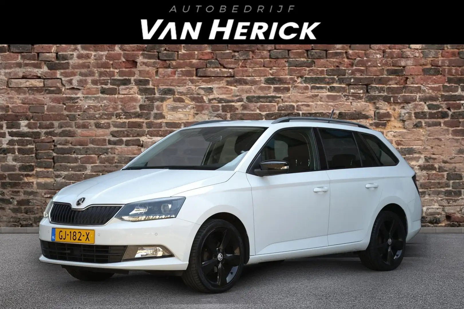 Skoda Fabia Combi 1.2 TSI First Edition Style | Cruise | Stoel Bianco - 1