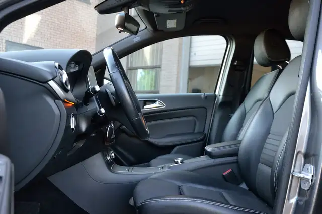 Mercedes-Benz B Class view 6