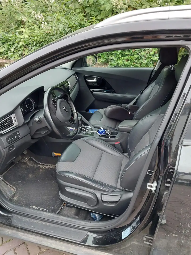Kia Niro 1.6 GDi Hybrid DynamicLine Zwart - 2