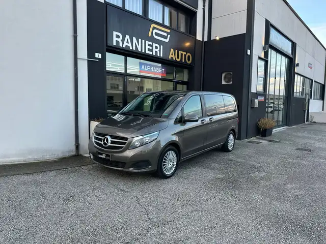 Mercedes-Benz V 200 kompact 8p. auto navi pdc full