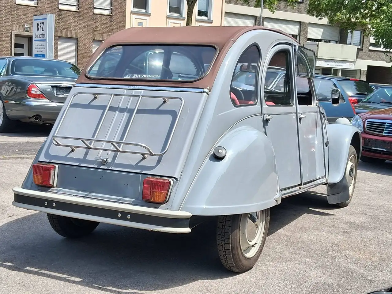 Citroen 2CV Bild 6