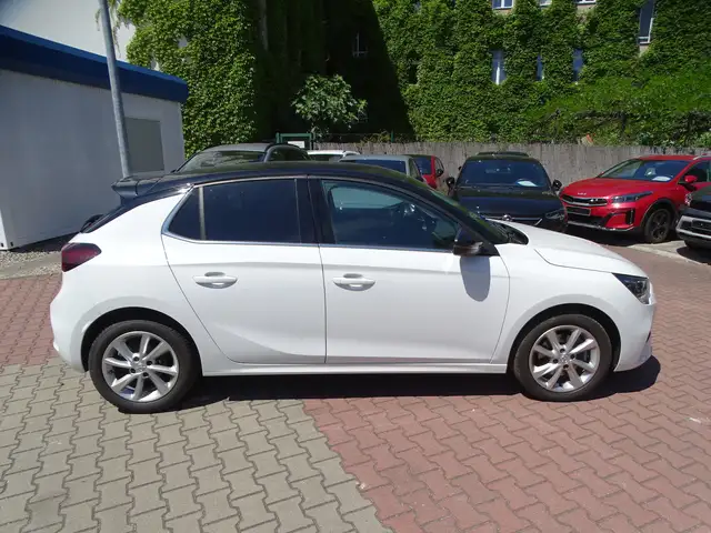 Opel Corsa view 3