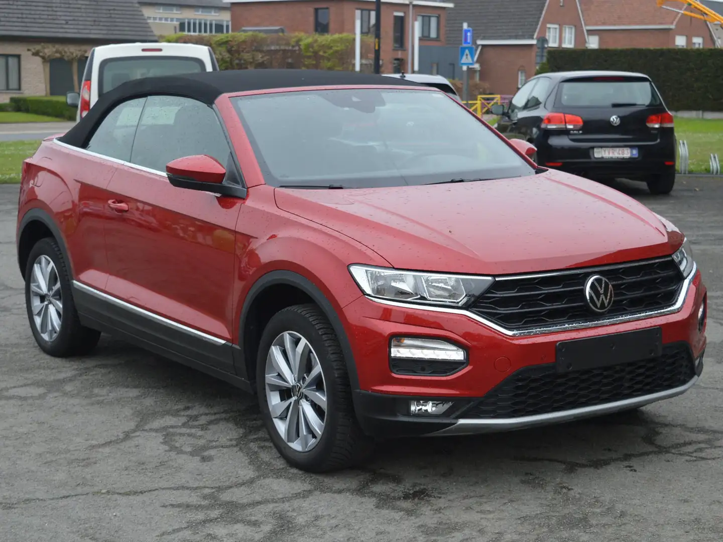 Volkswagen T-Roc T-Roc Cabriolet 1.0 TSI OPF Style als nieuw!!! Rot - 2