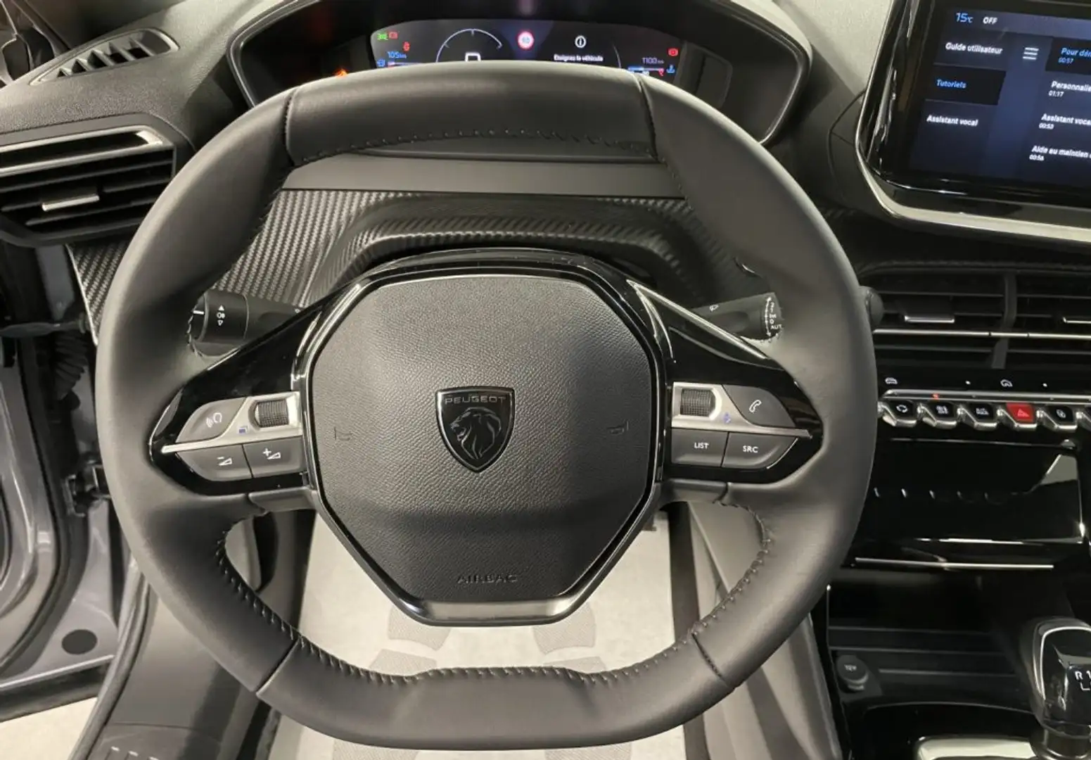 Peugeot 2008 1.2 PureTech 100 CV Allure Silber - 2