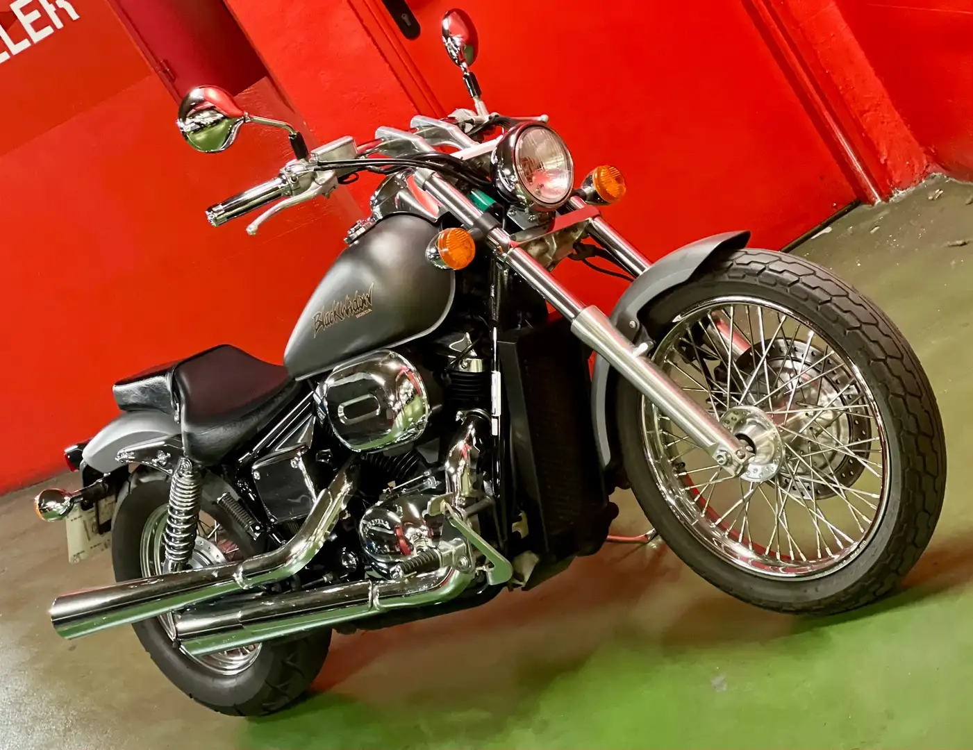 Honda Black Widow 26.000KM !! Gris - 1