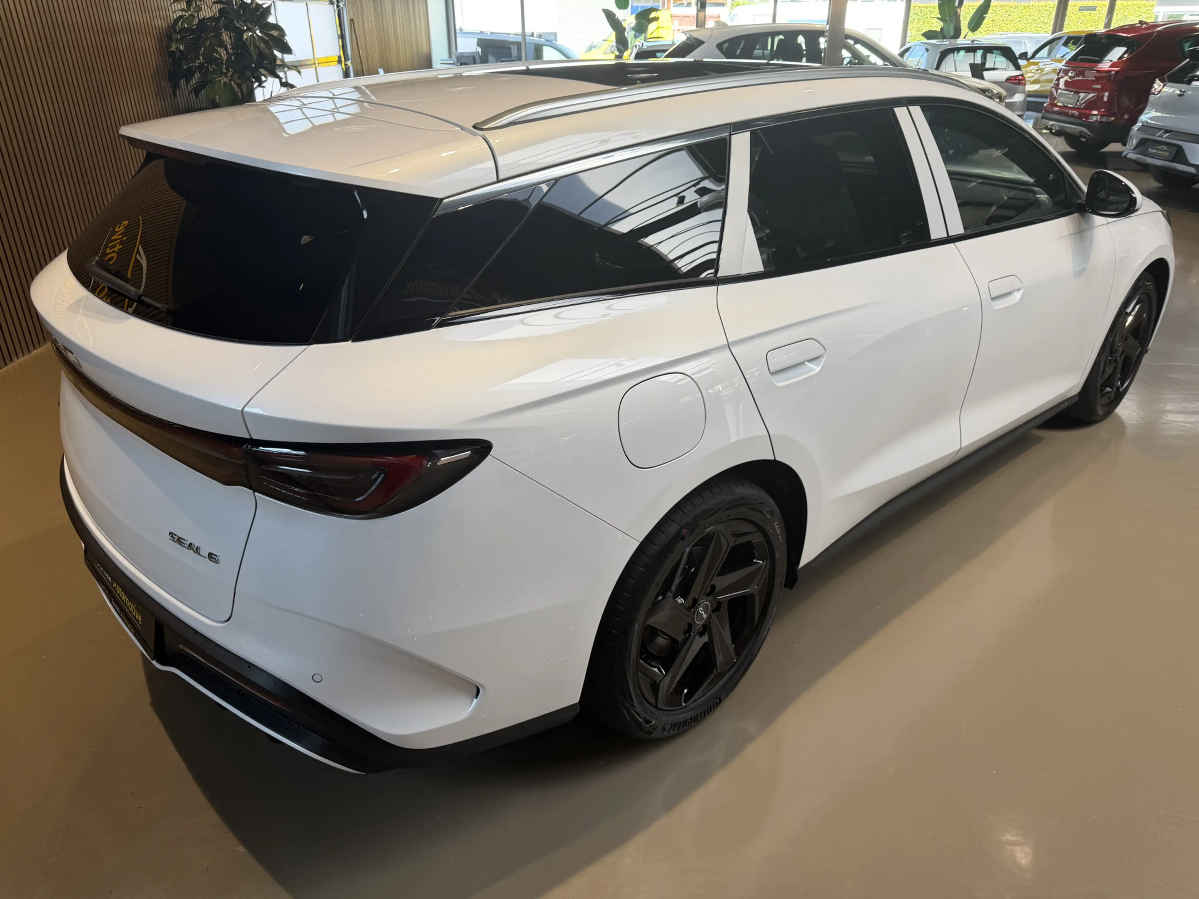 BYD Seal 6 Touring 1.5 DM-i PHEV | Boost | Leder | Camera | A — photo 3