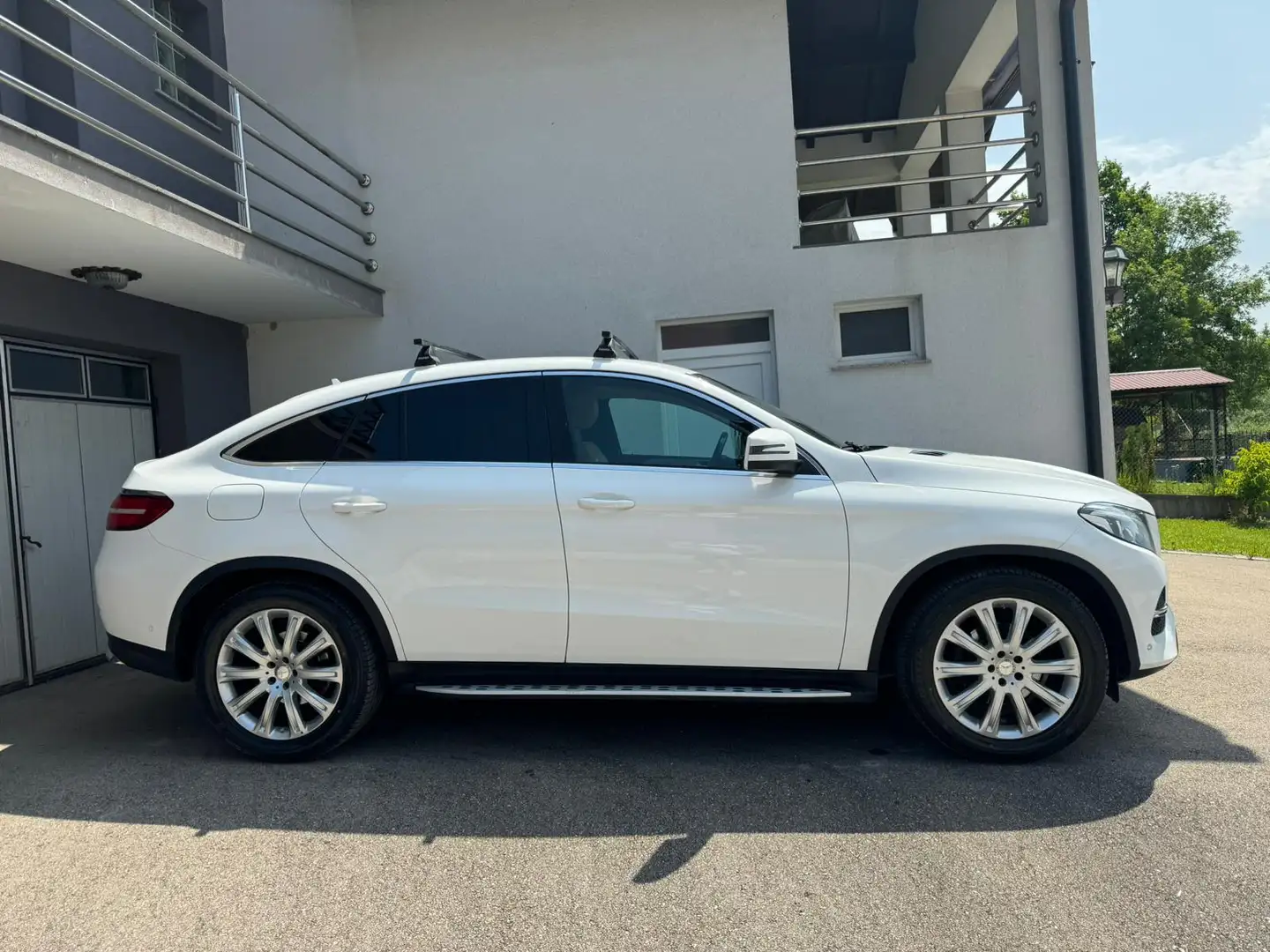 Mercedes-Benz GLE 350 GLE 350 d Coupé 4MATIC Aut. Weiß - 2