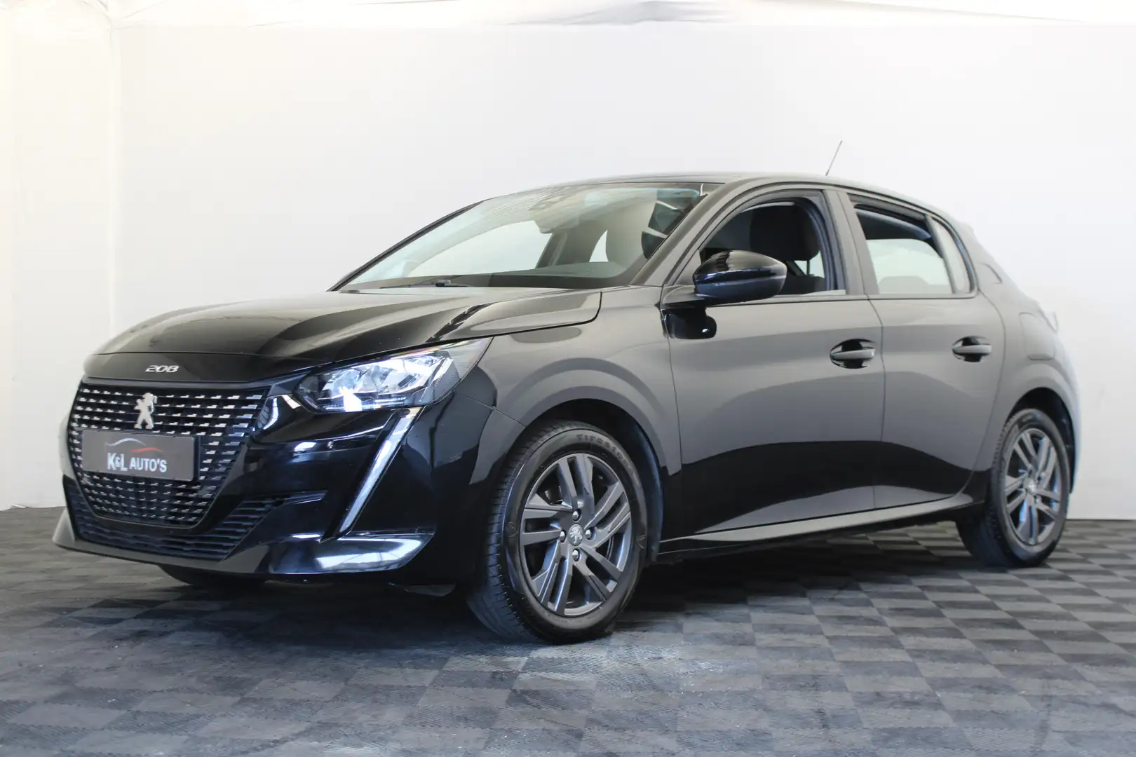 Peugeot 208 1.2 PureTech Active Pack |Navi|Carplay| Zwart - 1