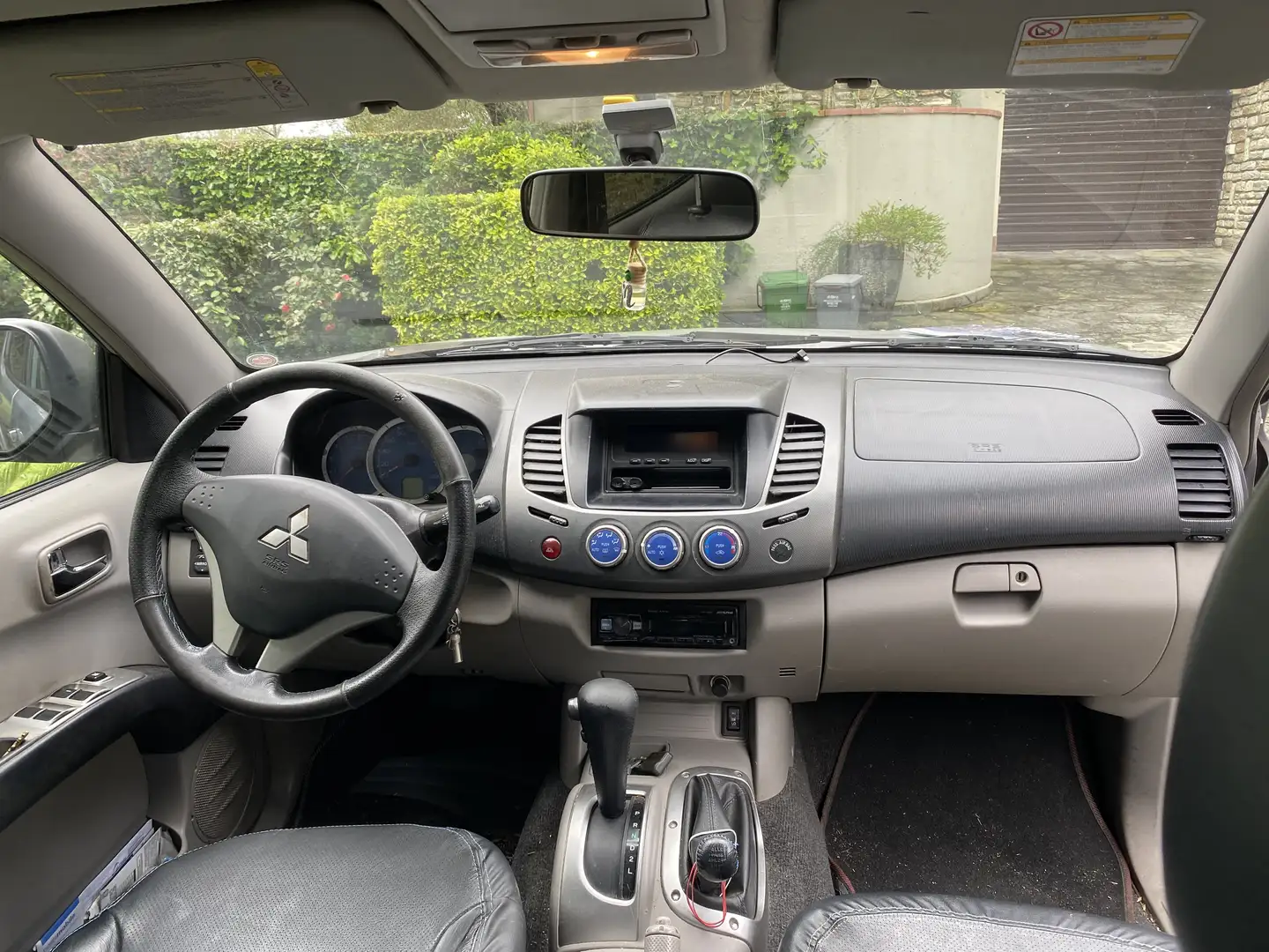 Mitsubishi L200 d.cab 2.5 di-d Warrior - 2
