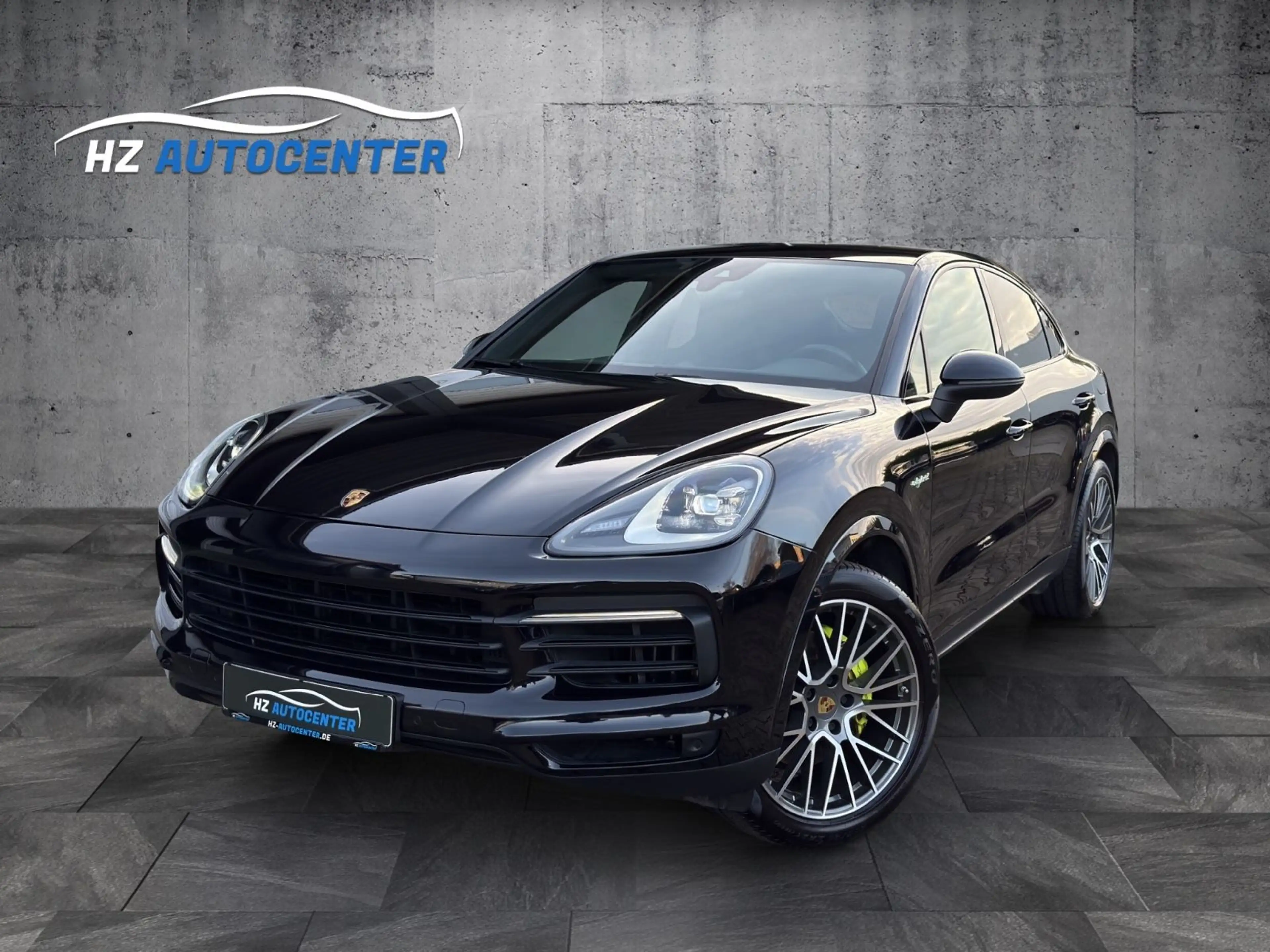 Porsche Cayenne Coupe E-Hybrid*SPORT-CHRONO*APPLE*PANO — photo 3