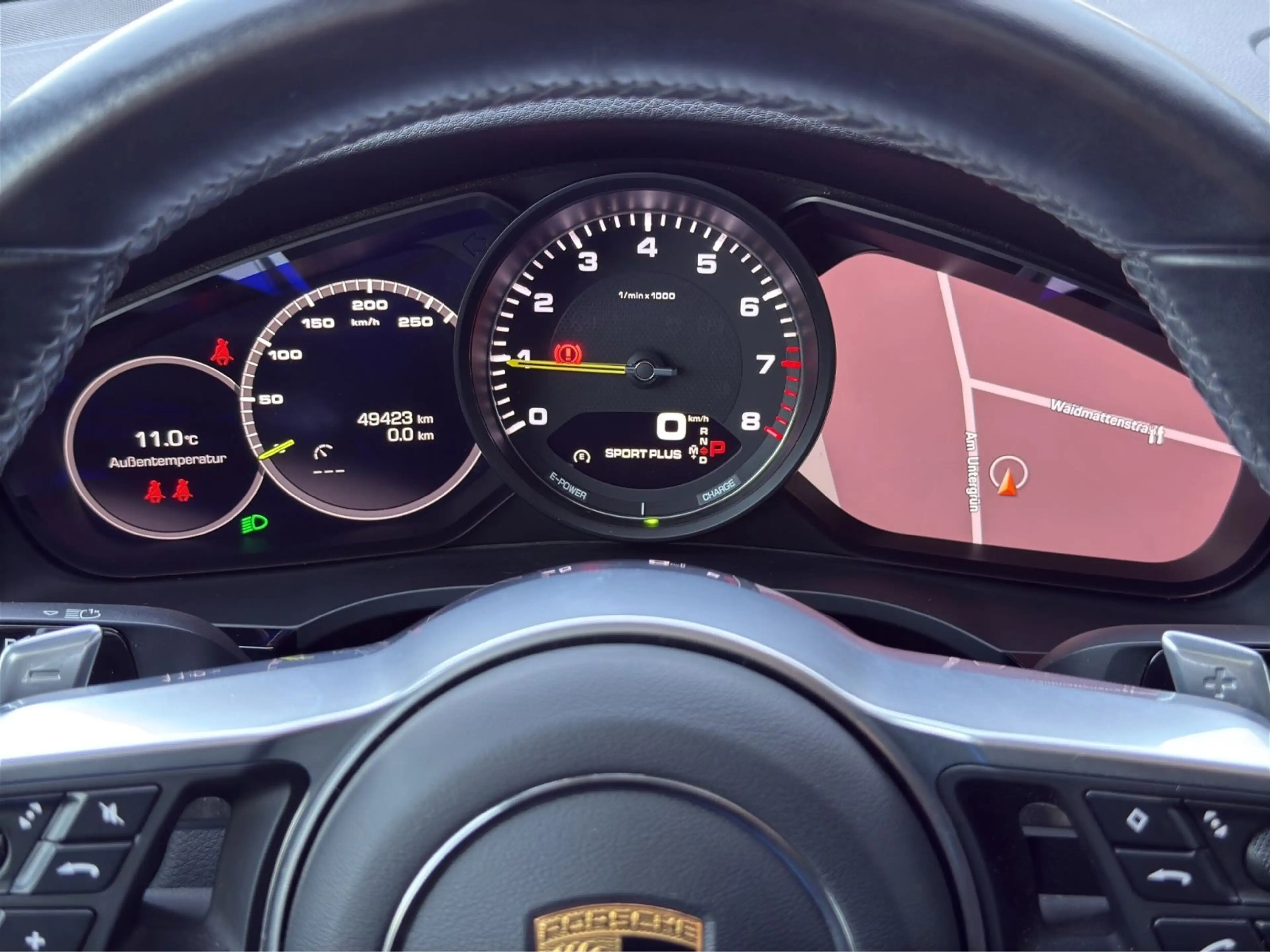 Porsche Cayenne Coupe E-Hybrid*SPORT-CHRONO*APPLE*PANO — photo 13