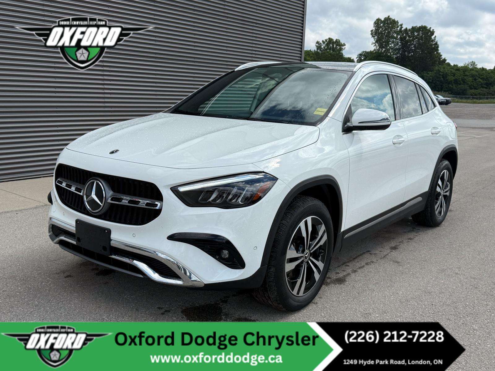 2026 Mercedes-Benz GLA FORMER DAILY RENTAL, LOW KM, LUXURY AT ITS FINEST