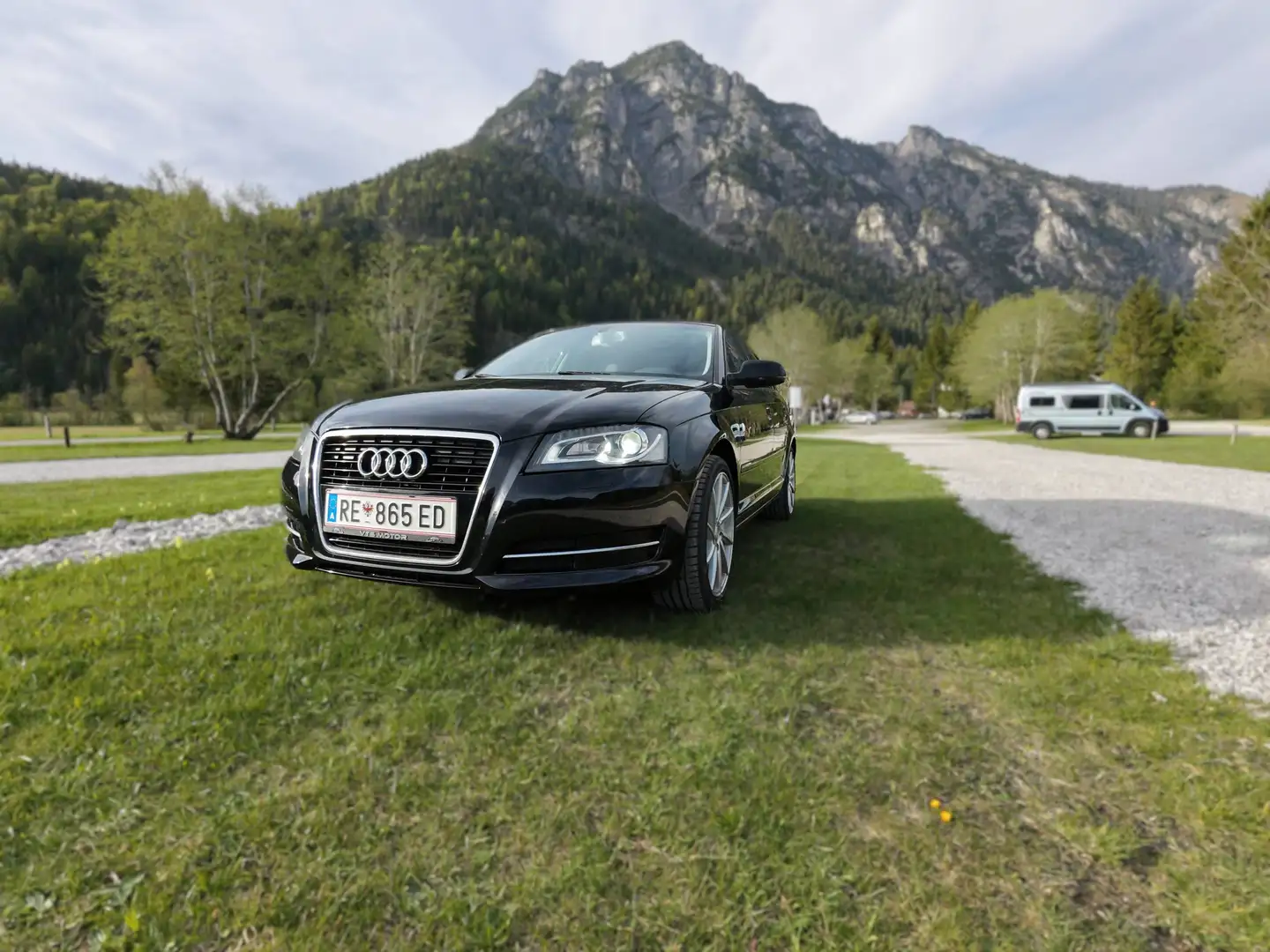 Audi A3 A3 SB Ambiente 2,0 TDI DPF Ambiente Schwarz - 1