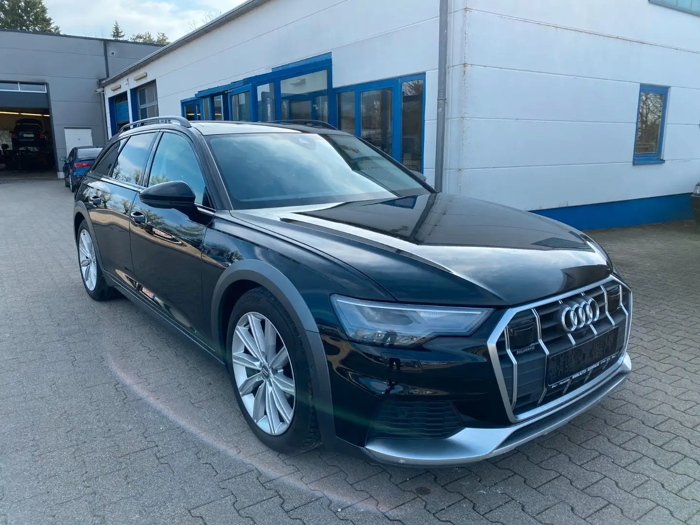 Audi A6 Allroad quattro 45 TDI basis Schwarz - 2
