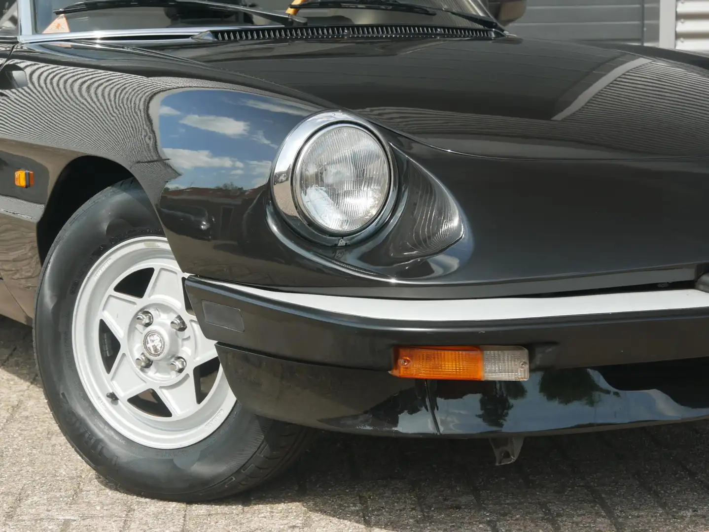 Alfa Romeo Spider , zomerklaar incl. groot onderhoud en Apk Zwart - 2